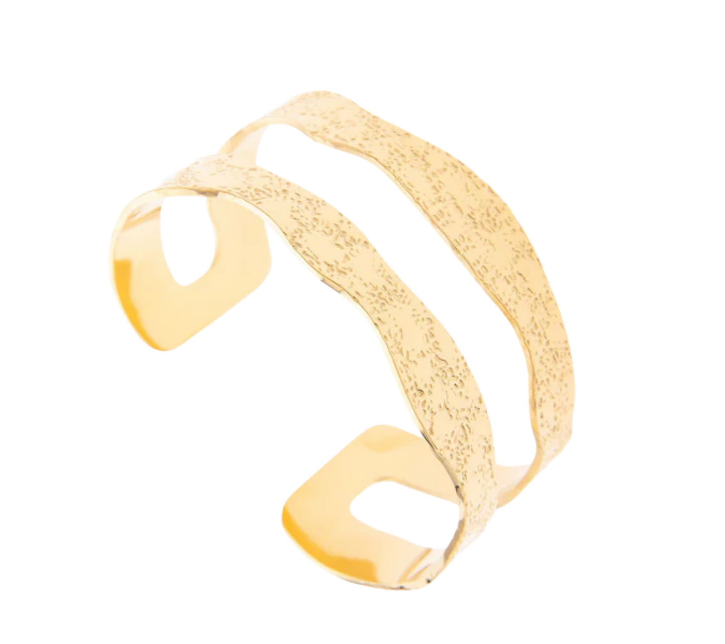 Terra Cuff – Guldpläterat Armband med Hamrad Yta & Dubbelsidig Design
