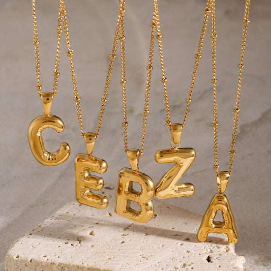 Bubble Stil Elegant Gold Initial Necklace